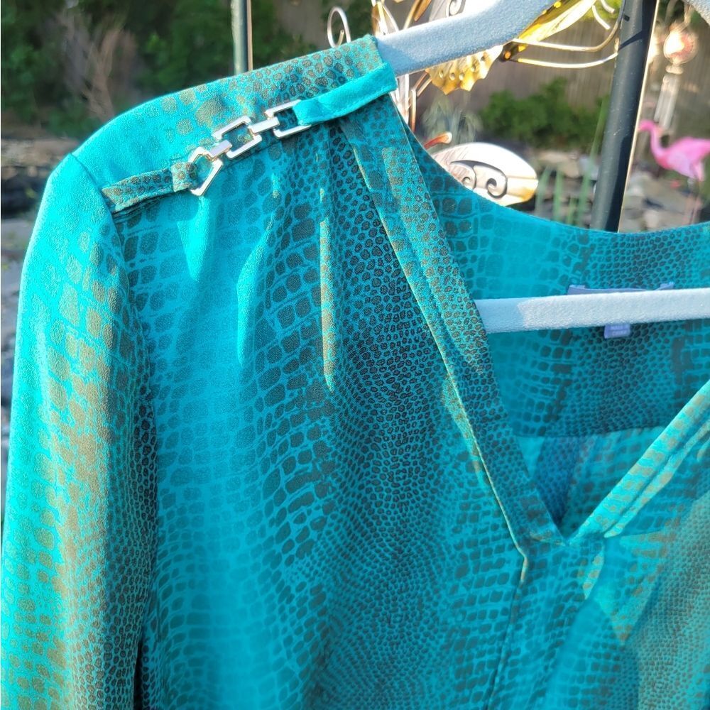 Snake Print Blouse‎ - Picture 6 of 13